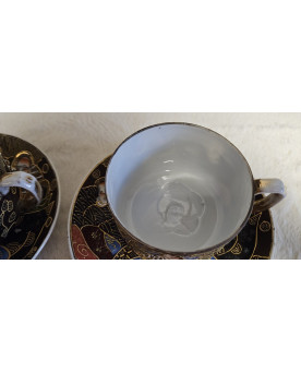 Le village de 58 brocanteurs - Buffet époque Empire en noyer