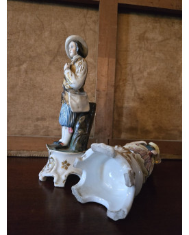 Le village de 58 brocanteurs - Buffet époque Empire en noyer