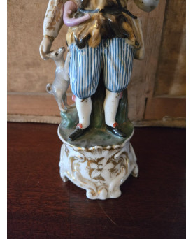 Le village de 58 brocanteurs - Paire de sujets en porcelaine de Paris – Couple de personnages élégants