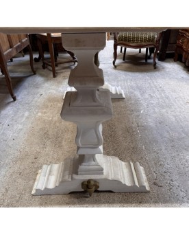 Le village de 58 brocanteurs - Table design industriel avec plateau aérogommé et piétement blanchi