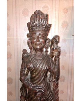 Le village de 58 brocanteurs - Sculpture en bronze – Figure religieuse orientalisante Époque : XIXe siècle Bois sculpté Hauteur