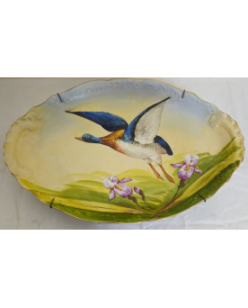 Le village de 58 brocanteurs - Plat décoratif ancien en porcelaine – décor canard en vol