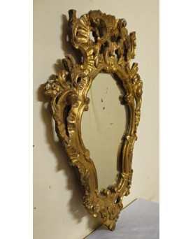Le village de 58 brocanteurs -  Vitrine Venitienne en bois peint