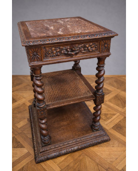 Le village de 58 brocanteurs - console étagére ancienne, de style Renaissance, en bois massif richement sculpté