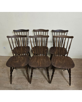 Le village de 58 brocanteurs -  Vitrine Venitienne en bois peint