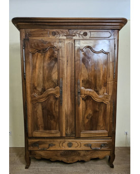Le village de 58 brocanteurs -  Vitrine Venitienne en bois peint