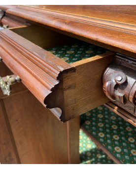 Le village de 58 brocanteurs - Buffet époque Empire en noyer