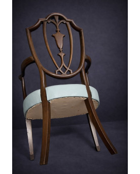 Le village de 58 brocanteurs - Paire de fauteuils en bois sculpté – Style néoclassique / début XIXe