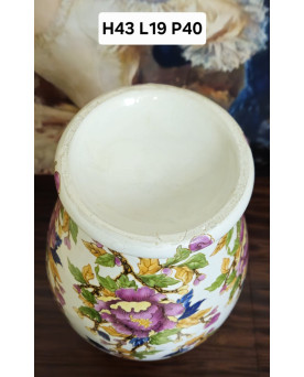 Le village de 58 brocanteurs - Important vase en porcelaine décor floral – Style asiatique - XXeme
