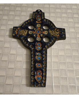 Le village de 58 brocanteurs - Croix de dévotion en céramique émaillée – motifs floraux