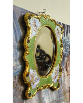Le village de 58 brocanteurs - Miroir ancien en porcelaine peinte, décor angelots – Style rococo