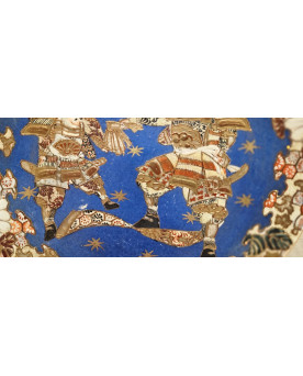 Le village de 58 brocanteurs - Plat japonais ancien décor de samouraïs – Imari / Satsuma, XIXe siècle