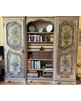 Le village de 58 brocanteurs - Importante étagère ou Bibus en bois laqué