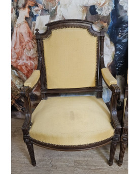 Le village de 58 brocanteurs - Importante étagère ou Bibus en bois laqué