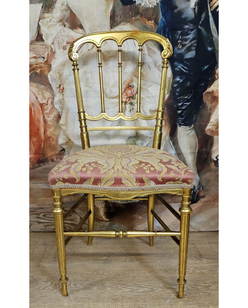 Le village de 58 brocanteurs - Importante étagère ou Bibus en bois laqué