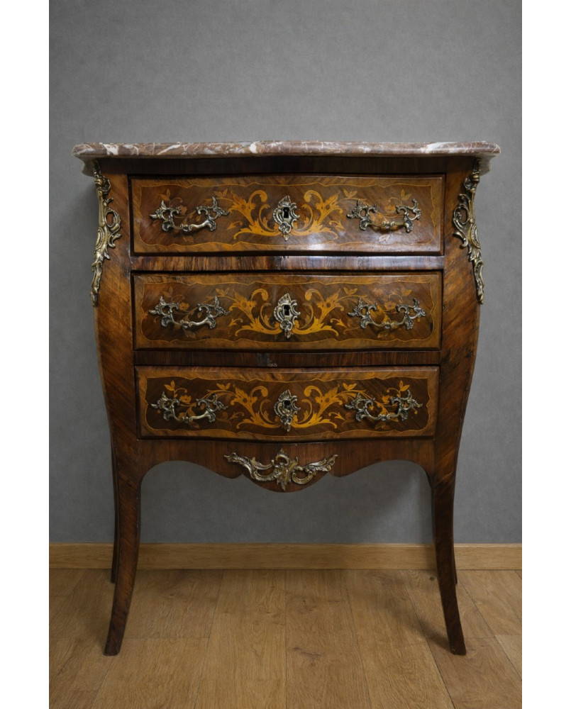 Le village de 58 brocanteurs - Buffet époque Empire en noyer