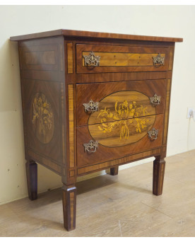Le village de 58 brocanteurs - Commode de Dame marquetée – Style Louis XVI - XXeme