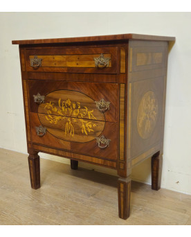 Le village de 58 brocanteurs - Commode de Dame marquetée – Style Louis XVI - XXeme