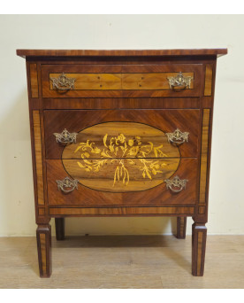 Le village de 58 brocanteurs - Buffet époque Empire en noyer