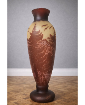 Le village de 58 brocanteurs - Très grand Vase en pate de verre – décor paysage montagneux – H 50 cm