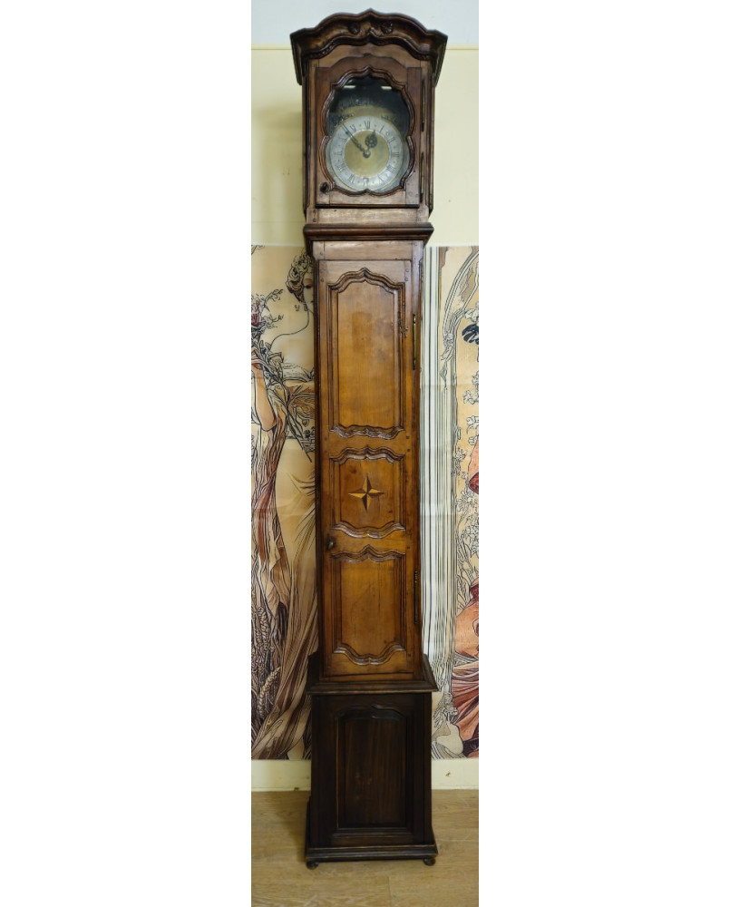 Le village de 58 brocanteurs - Importante horloge de parquet – époque XVIIIe siècle - mécanique trés interessante