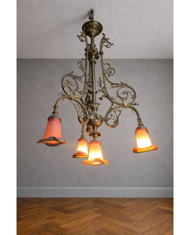 Le village de 58 brocanteurs - Lustre Art Nouveau Noverdy – Bronze et Tulipes en Verre –