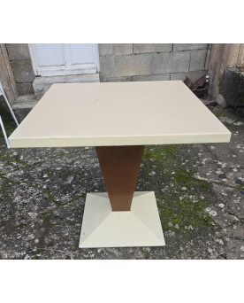 Le village de 58 brocanteurs - Buffet époque Empire en noyer