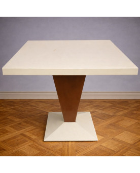 Le village de 58 brocanteurs - Table Tolix en fer / design piètement central – 80 x 80 x 80 cm / XXeme