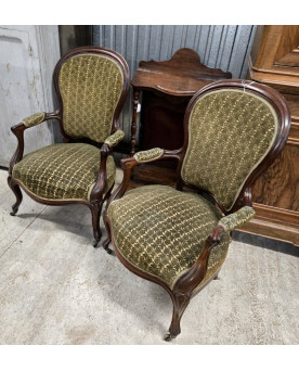 Le village de 58 brocanteurs - Paire de fauteuils cabriolet anciens – Style Louis-Philippe – XIXe siècle