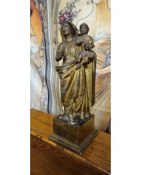 Le village de 58 brocanteurs - Statue ancienne Vierge à l’Enfant en bois sculpté polychrome et doré