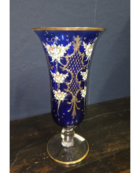 Le village de 58 brocanteurs - Grand vase en verre de Murano – bleu cobalt & décor doré – H 32 cm