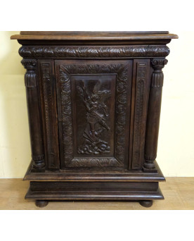 Le village de 58 brocanteurs - Meuble deux corps - cabinet ancien style Renaissance en chêne sculpté –
