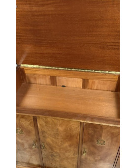 Le village de 58 brocanteurs - Enfilade / buffet ancien en acajou avec bronzes – Style Empire