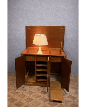 Le village de 58 brocanteurs - Enfilade / buffet ancien en acajou avec bronzes – Style Empire