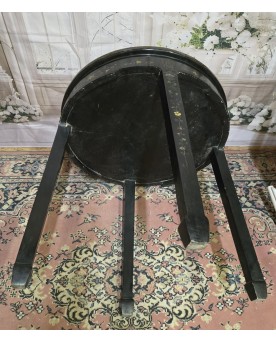 Le village de 58 brocanteurs -  Asie XXeme : table d'appoint en laque