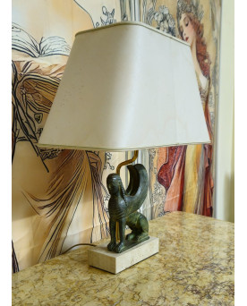 Le village de 58 brocanteurs - Lampe de table « Sphinx » – Maison Le Dauphin Bronze à patine verte