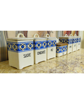 Le village de 58 brocanteurs - Ancienne série de pots à provisions en faïence – Décor bleu – ONNAING