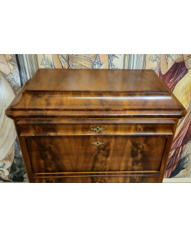 Le village de 58 brocanteurs - Buffet époque Empire en noyer