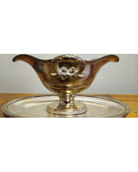 Le village de 58 brocanteurs - Saucière ancienne en métal argenté avec son plateau – Décor ruban Louis XVI – Poinçon 30
