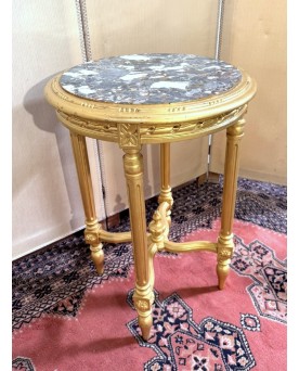 Le village de 58 brocanteurs - guéridon rond en bois doré, de style Louis XVI