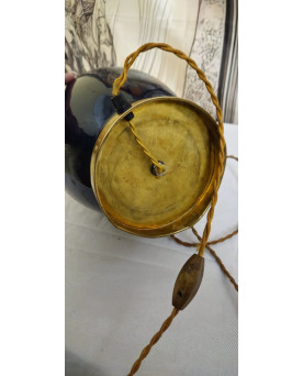 Le village de 58 brocanteurs - Grande lampe de table vintage – céramique noire et dorée – décor têtes de lion