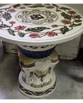 Le village de 58 brocanteurs - Asie XXeme : Table aux éléphants en céramique