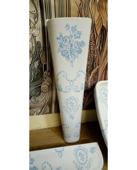 Le village de 58 brocanteurs - Ancien ensemble de salle de bain en porcelaine de Paris – décor bleu - style Louis XV-XVI