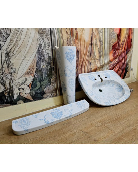 Le village de 58 brocanteurs - Ancien ensemble de salle de bain en porcelaine de Paris – décor bleu - style Louis XV-XVI