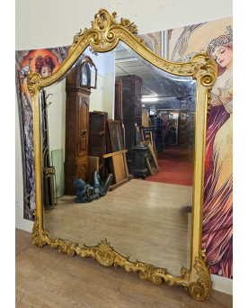 Le village de 58 brocanteurs - Buffet époque Empire en noyer