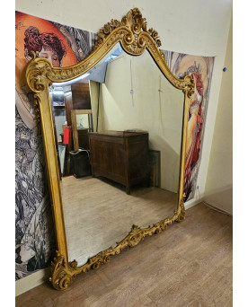 Le village de 58 brocanteurs - Buffet époque Empire en noyer