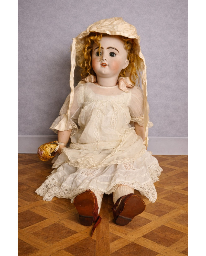 Le village de 58 brocanteurs - Grande poupée tête porcelaine marquée en creux SFBJ 14, bouche ouverte, h80 cm