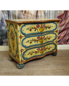 Le village de 58 brocanteurs - Commode peinte, galbée style Louis XV Vénitien – époque XXeme