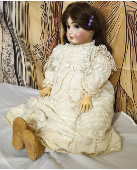 Le village de 58 brocanteurs - Grande poupée ancienne Jumeau – tête porcelaine marquée “TÊTE JUMEAU” n°12 – vers 1900 –