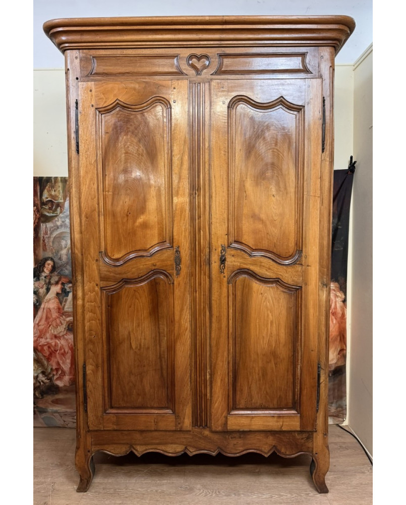 Le village de 58 brocanteurs - Buffet époque Empire en noyer